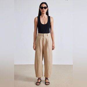 Apiece Apart Bari crop